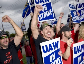 Auto Workers Had a Great Year. But Can It Continue?