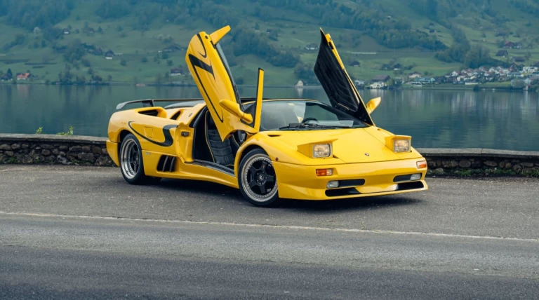 Lamborghini Diablo SV Roadster : l’une des deux licornes est à vendre