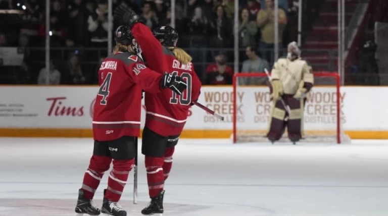 Around the PWHL: Record-breaking crowd welcomes women's hockey back to Ottawa